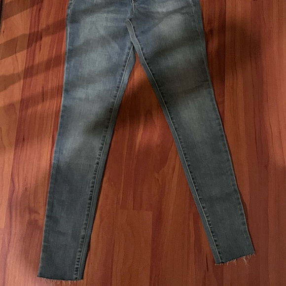 Jessica simposm - Picture 1 of 2